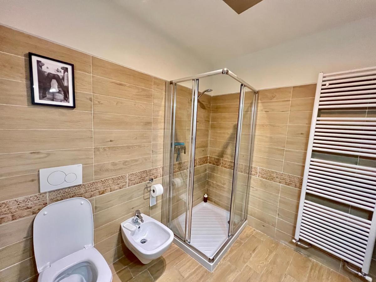 Two Bedroom Al Casello N. 2 Комо Екстериор снимка